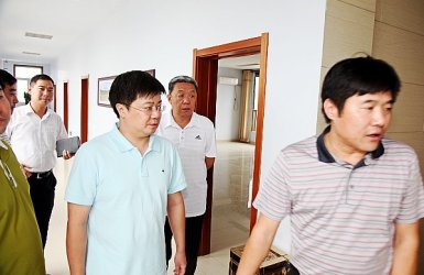 万率实业有限公司与新兴际华集团深度战略合作